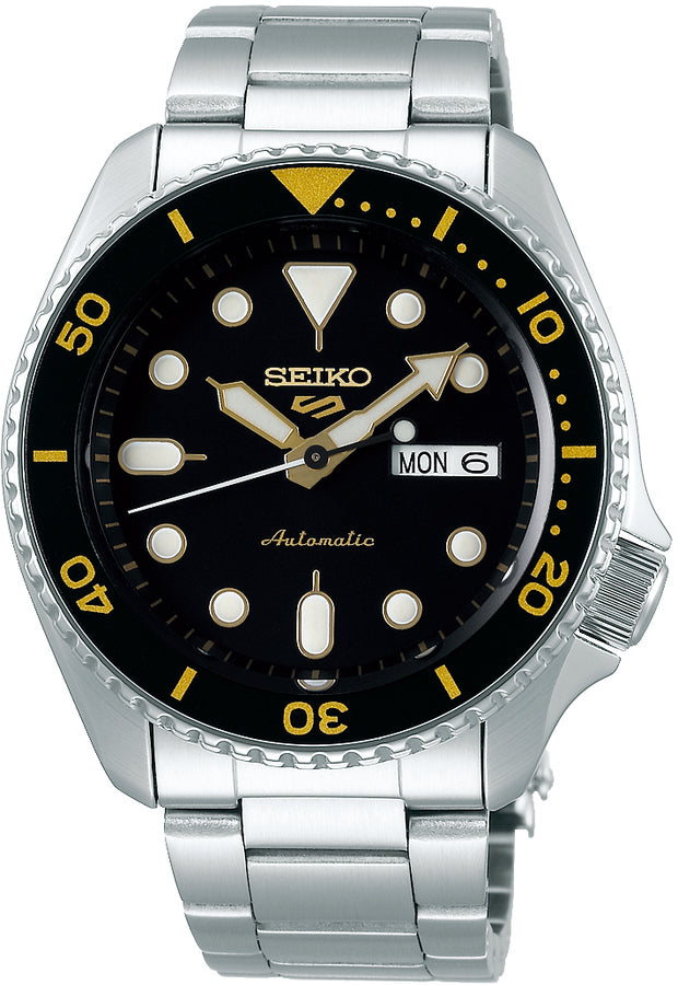 Seiko 5 Sports SRPD57K1 Automatisch Horloge | Zwart Wijzerplaat | Goud Accenten | 4R36-07G0