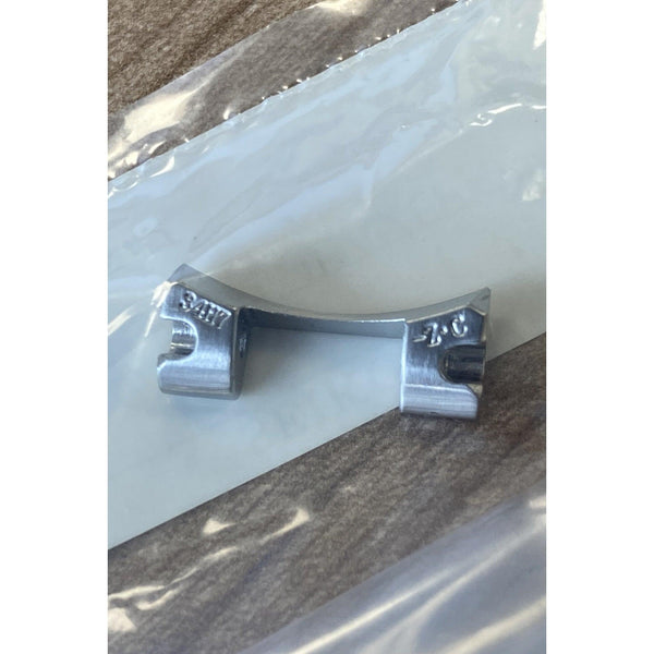 End - Piece / End Link / Bracelet Tip / Connector for Seiko 7T62 - 0FF0 - SNA583 / SNA585 - Watch Plaza
